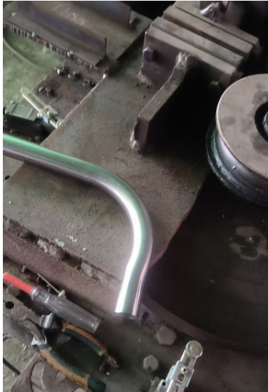 布料不锈钢推车1